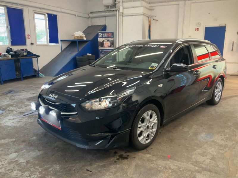 Kia cee'd 1.5 TGDI — 1/8