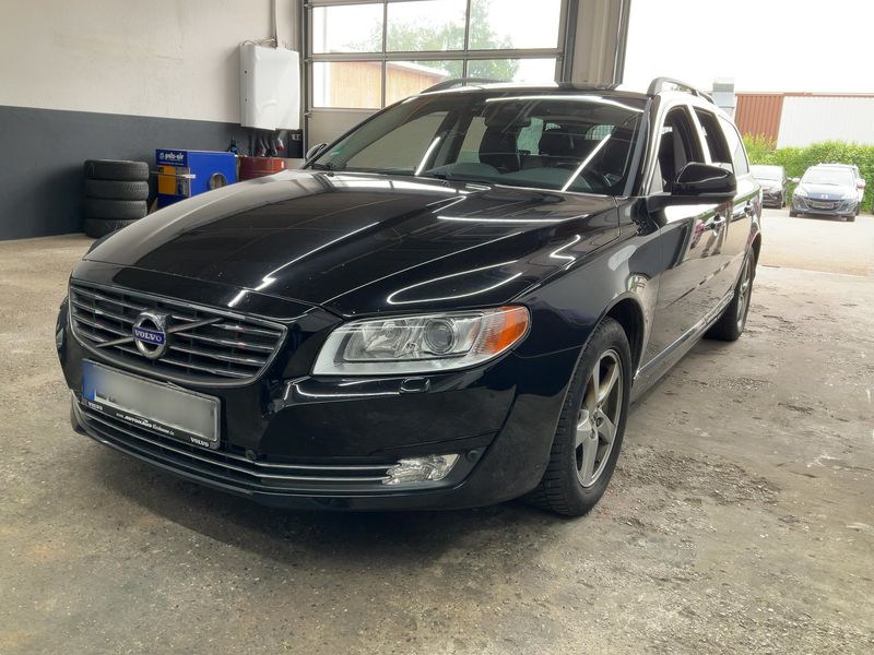 Volvo V70 2.0 D4 — 1/8