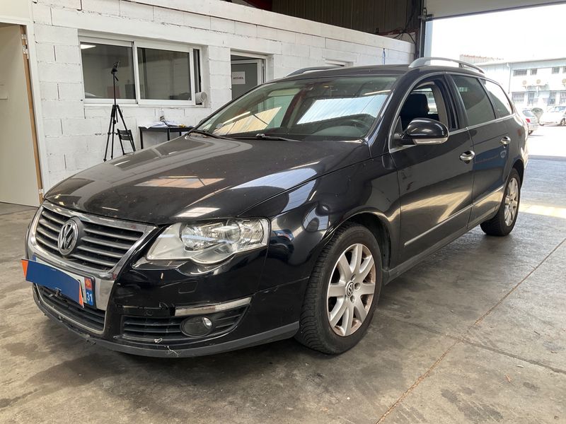 Volkswagen Passat 2.0 TDI — 1/8