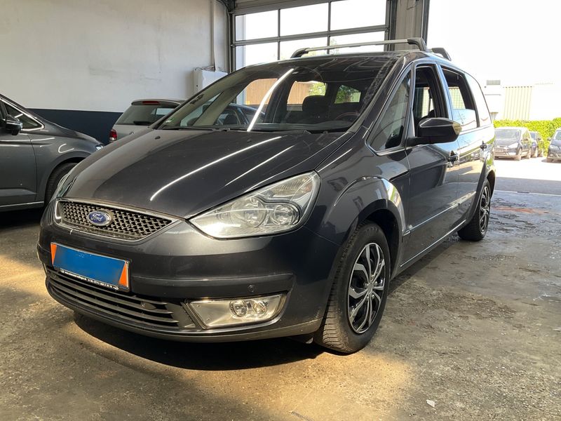 Ford Galaxy 2.0 TDCi — 1/8
