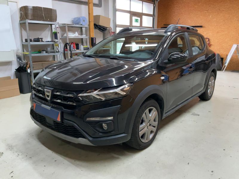 Dacia Sandero 1.0 TCe LPG — 1/8