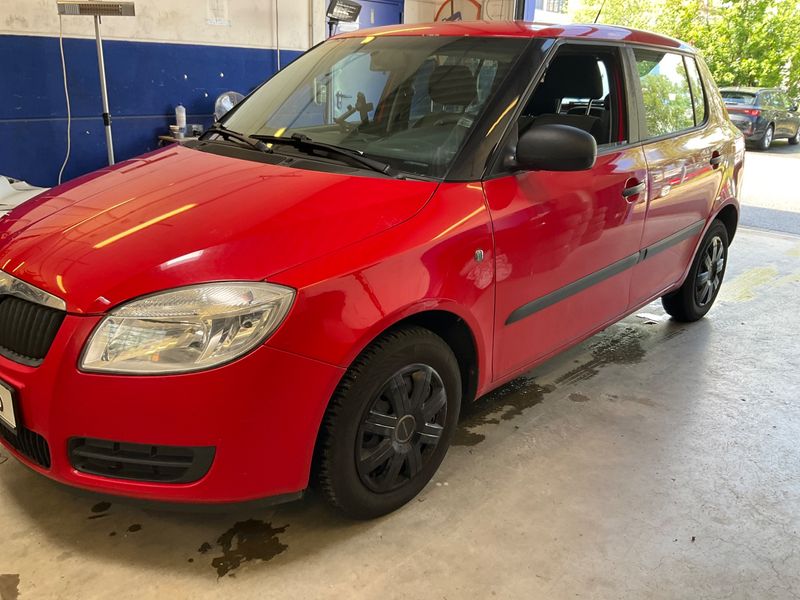 Skoda Fabia 1.2 — 1/8