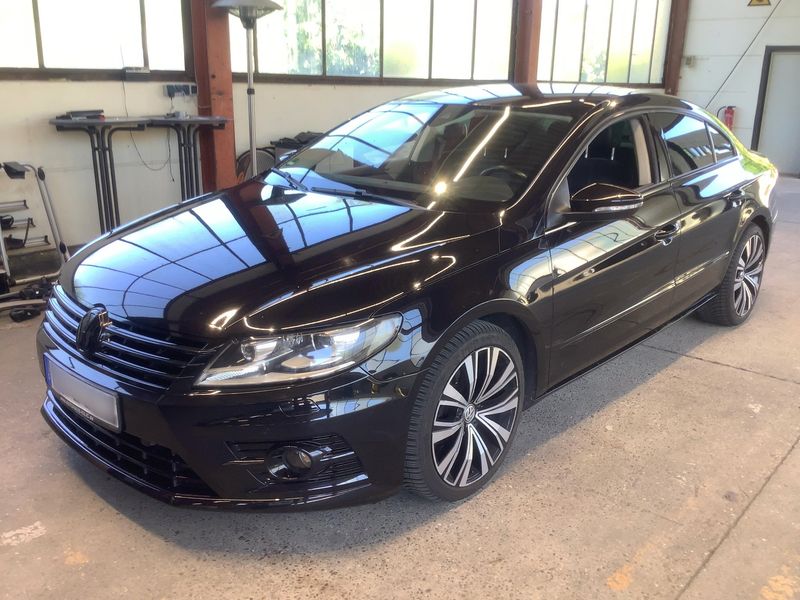 Volkswagen CC 2.0 TDI — 1/8