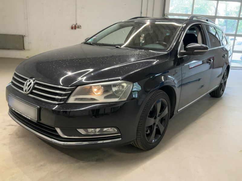 Volkswagen Passat 2.0 TDI — 1/8
