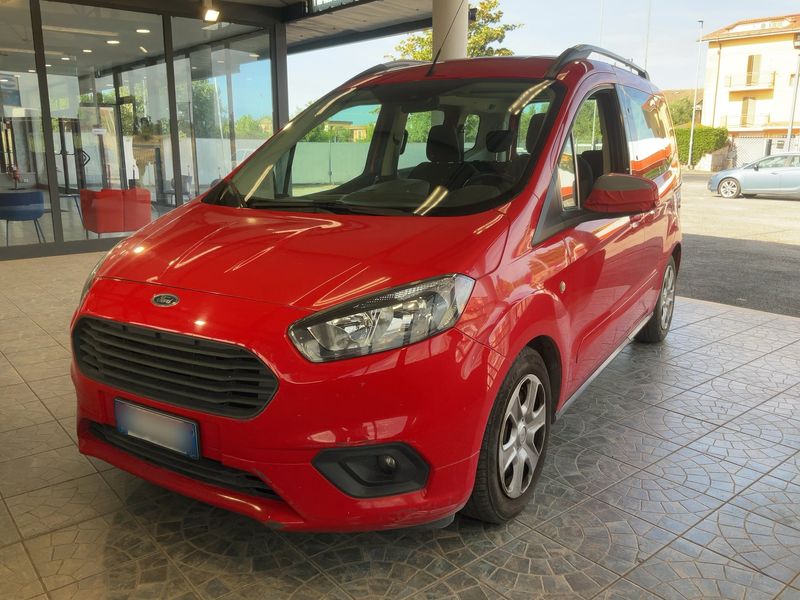 Ford Tourneo 1.5 TDCi — 1/8
