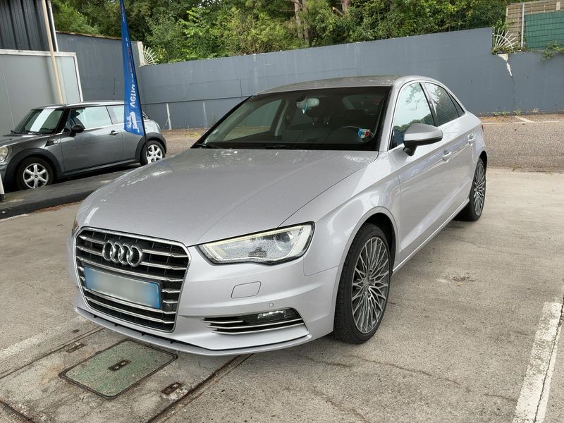 Audi A3 Limousine 2.0 TDI — 1/8
