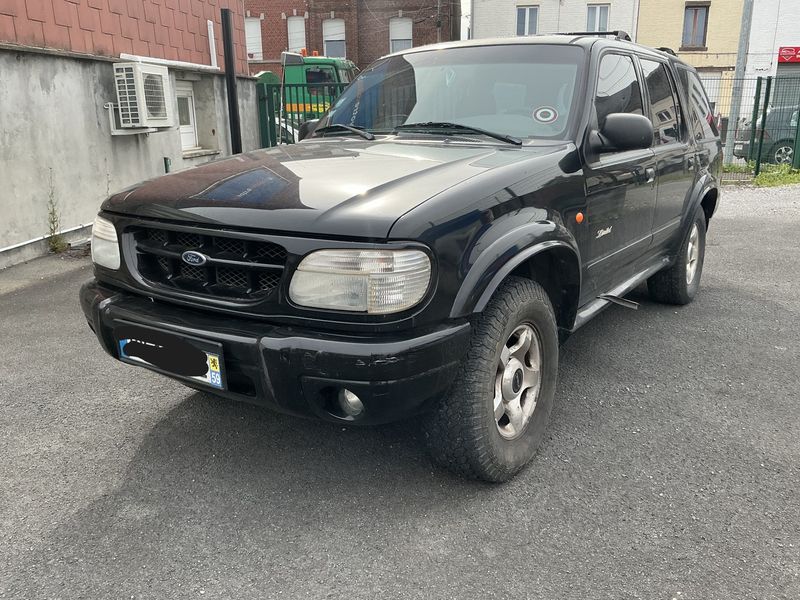 Ford Explorer 4.0 V6 — 1/8