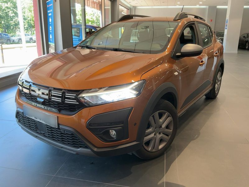 Dacia Sandero 1.0 TCe LPG — 1/8