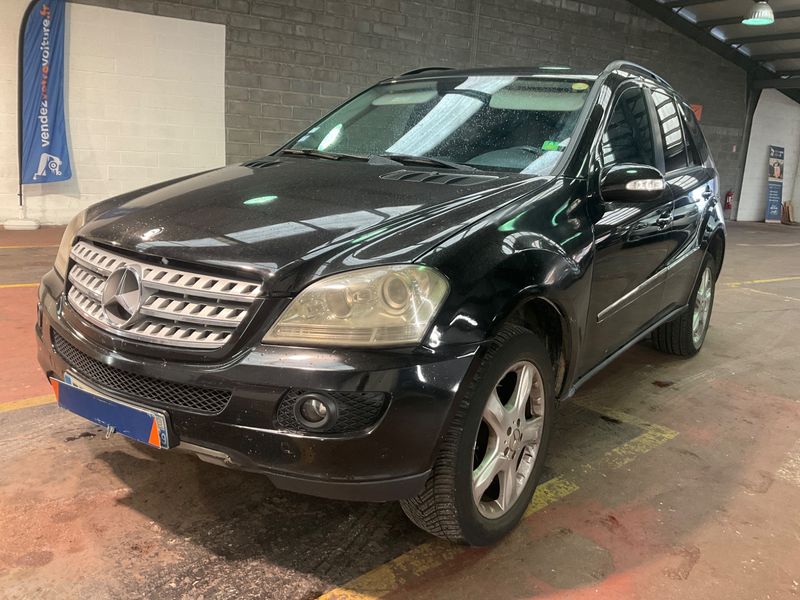 Mercedes-Benz M-Klasse ML 280 CDI — 1/8