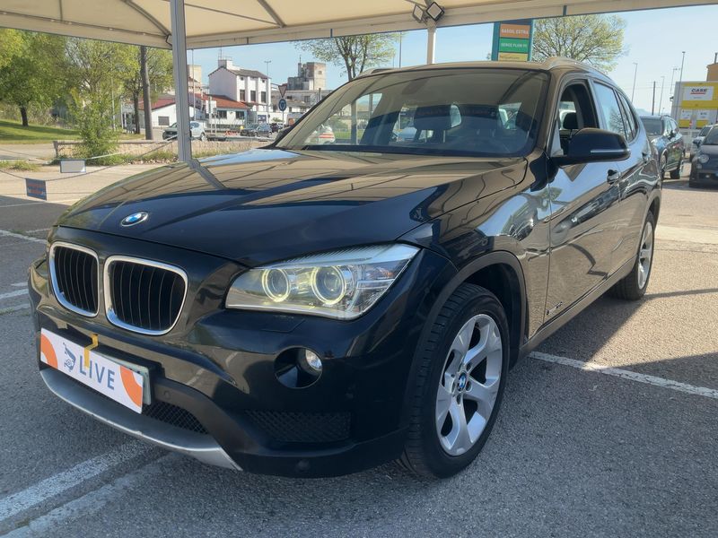 BMW X1 sDrive 18d — фото 1