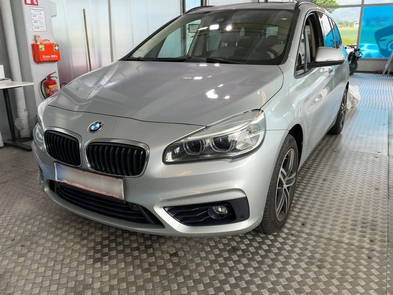 BMW 2er 220d Gran Tourer — фото 1