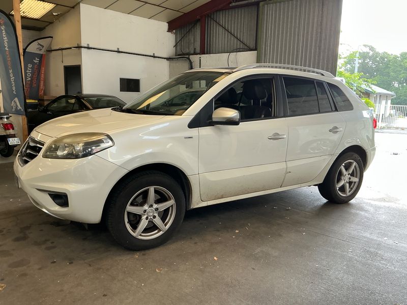 Renault Koleos 2.0 dCi — 1/8