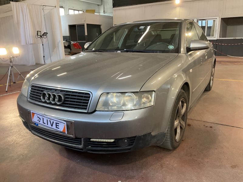 Audi A4 1.9 TDI — 1/8