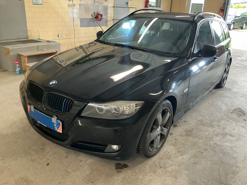 BMW 3er 330d — 1/8