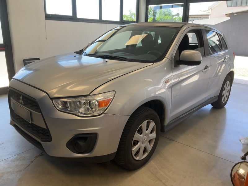 Mitsubishi ASX 1.6 — 1/8