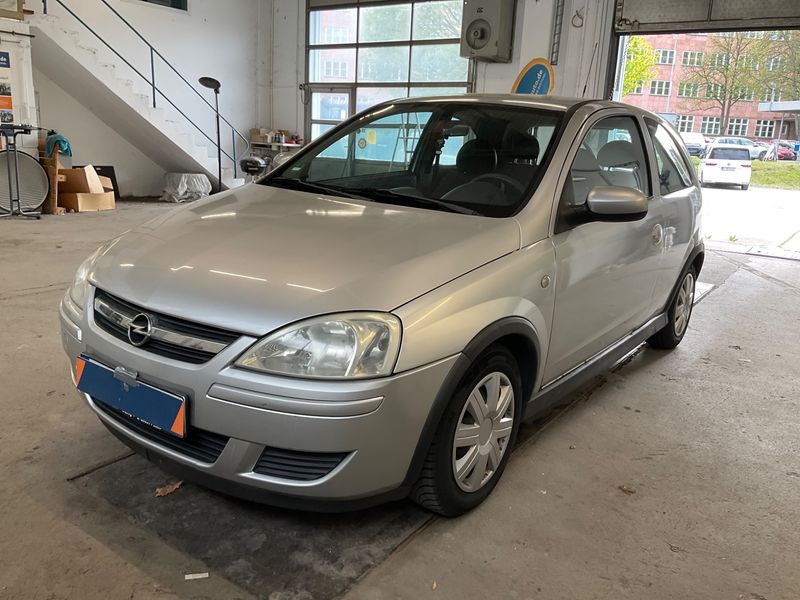 Opel Corsa 1.2 — 1/8
