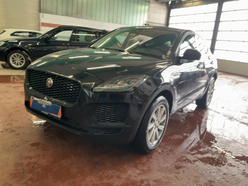 Jaguar E-Pace P200 — фото 1