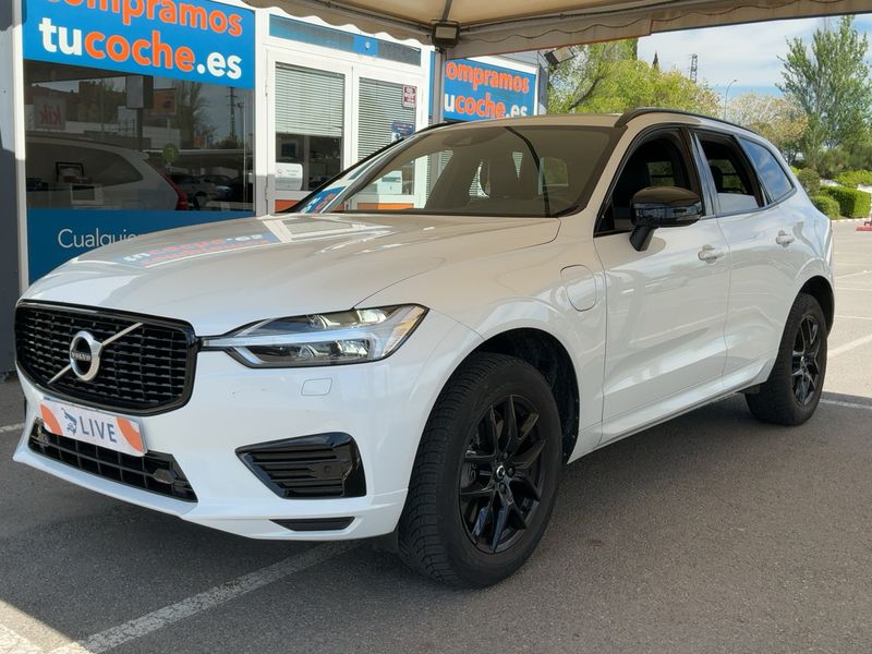 Volvo XC60 2.0 T6 Plug-in Hybrid — фото 1