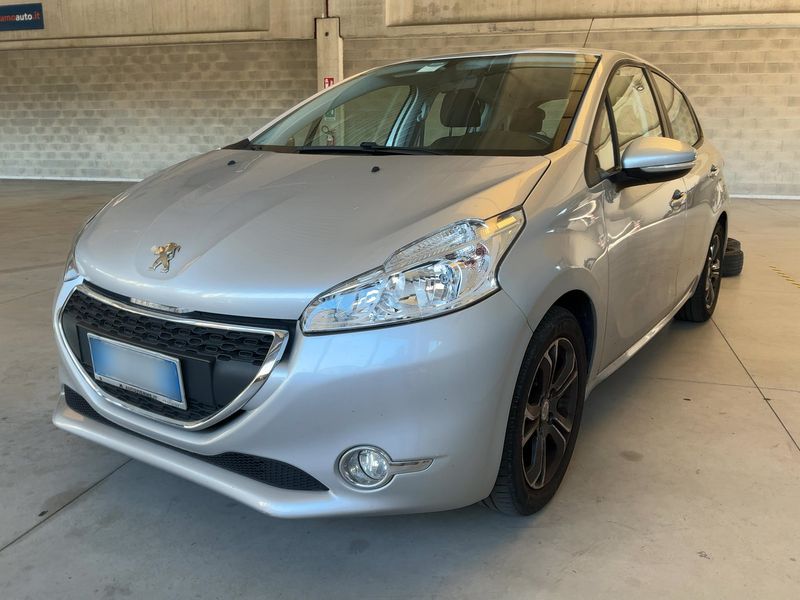 Peugeot 208 1.2 e-VTi — 1/8