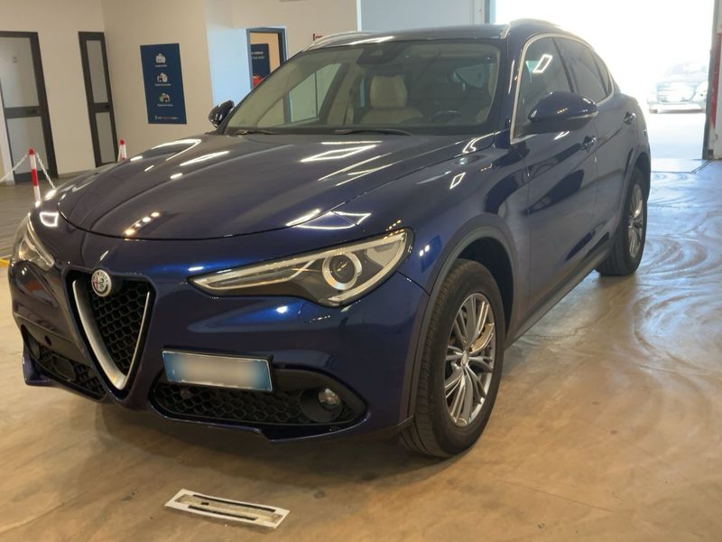 Alfa Romeo Stelvio 2.2 JTDM — 1/8
