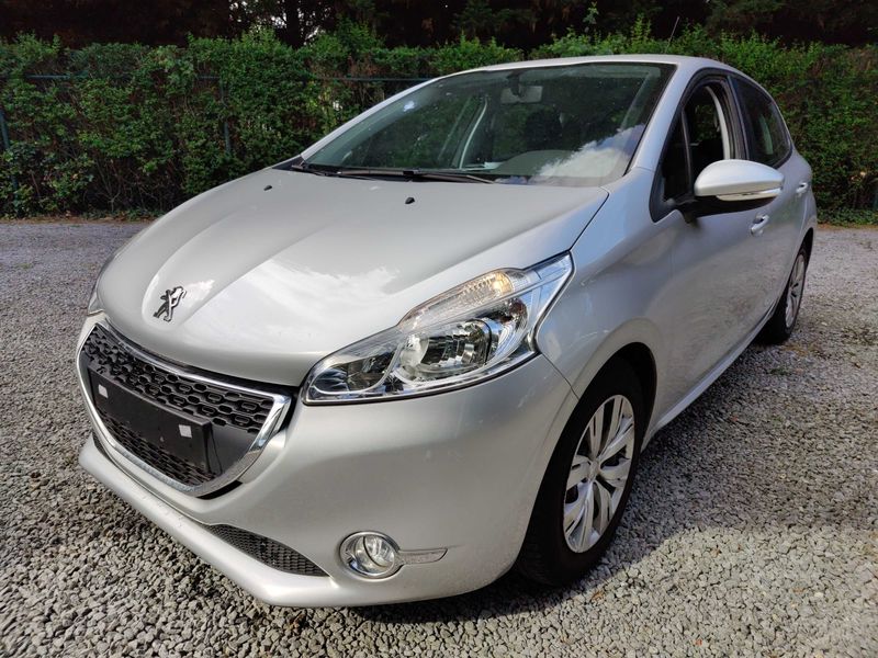 Peugeot 208 1.2 e-VTi — 1/8