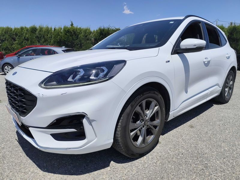 Ford Kuga 1.5 EcoBoost — фото 1