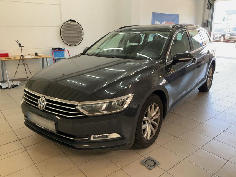 Volkswagen Passat 2.0 TDI — 1/8