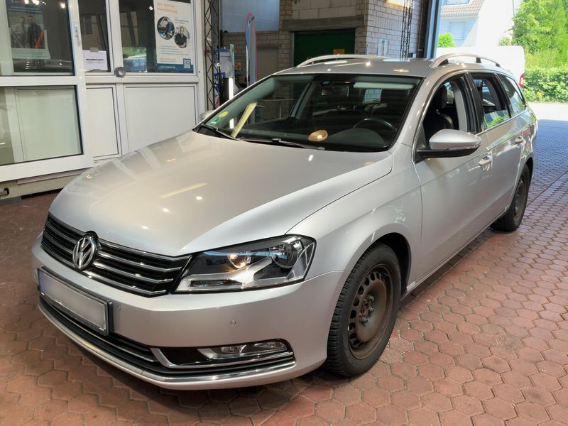 Volkswagen Passat 2.0 TDI — фото 1
