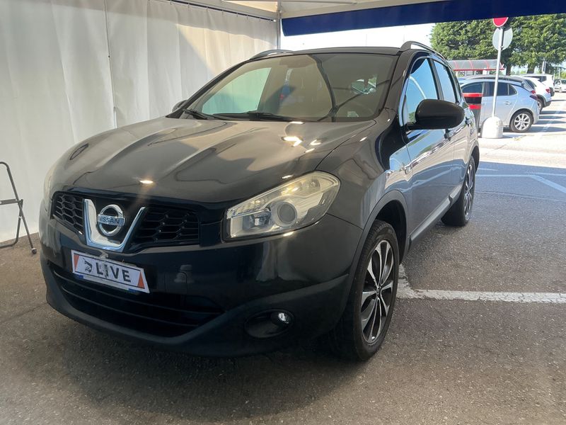 Nissan Qashqai 1.6 — 1/8