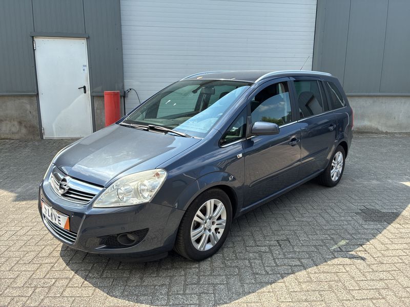 Opel Zafira 1.8 — фото 1