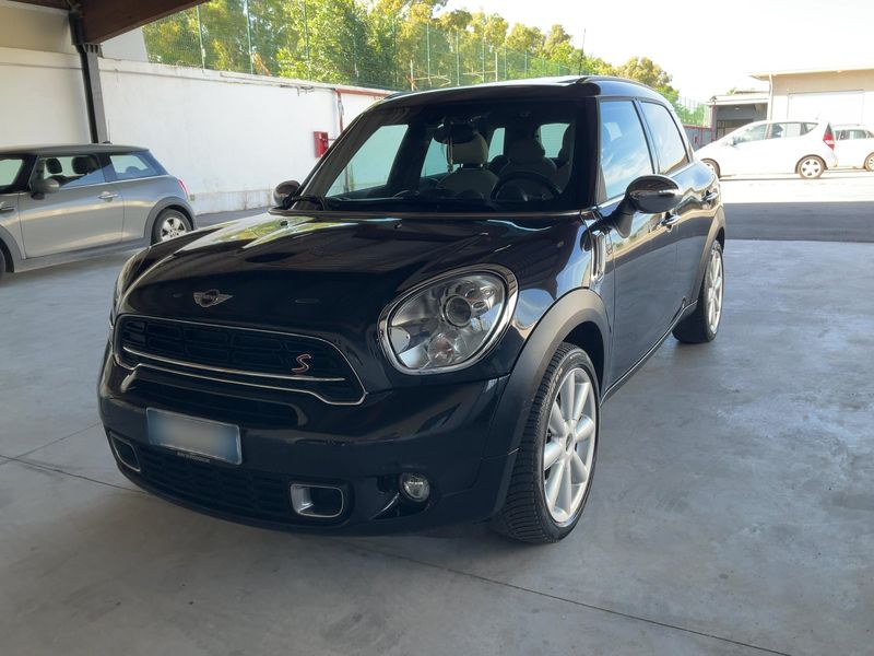 MINI Countryman Cooper SD — 1/8