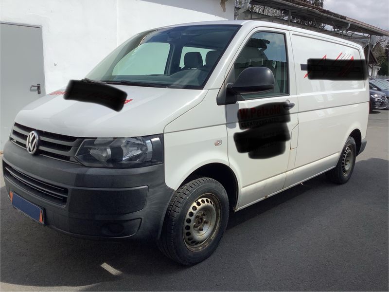 Volkswagen T5 Transporter 2.0 TDI — 1/8