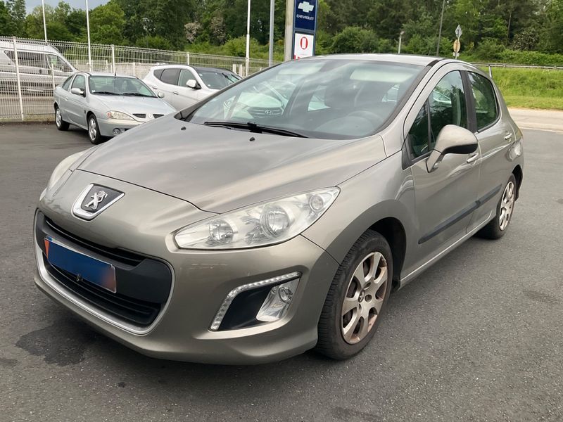 Peugeot 308 1.6 HDi — 1/8