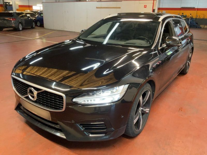Volvo V90 2.0 T6 Plug-in Hybrid — фото 1