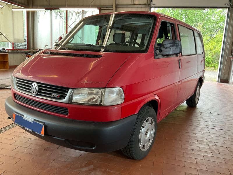 Volkswagen T4 Multivan 2.5 TDI — 1/8
