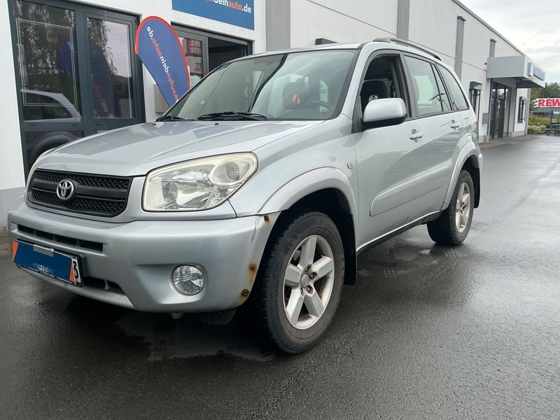 Toyota RAV 4 2.0 — фото 1
