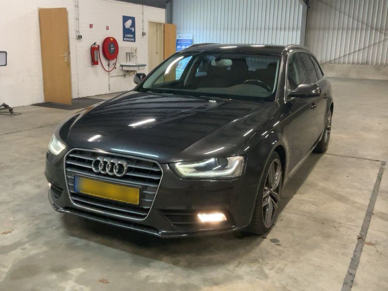 Audi A4 1.8 TFSI — 1/8