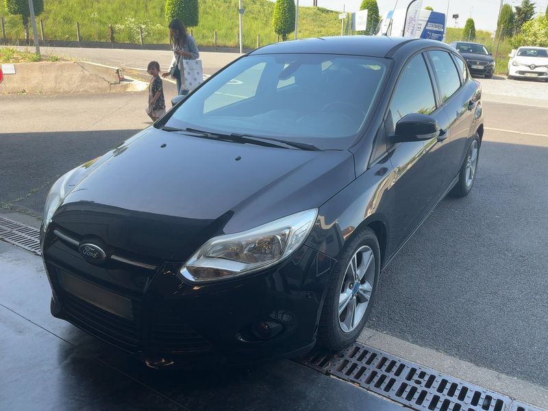 Ford Focus 1.6 TDCi — фото 1