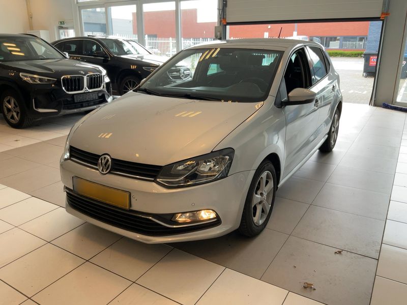 Volkswagen Polo 1.2 TSI — 1/8