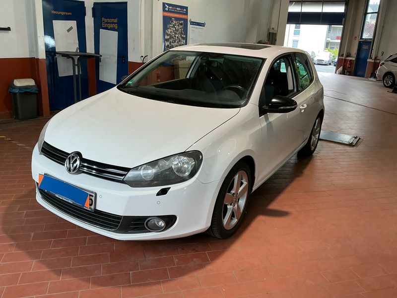 Volkswagen Golf VI 1.2 TSI — фото 1