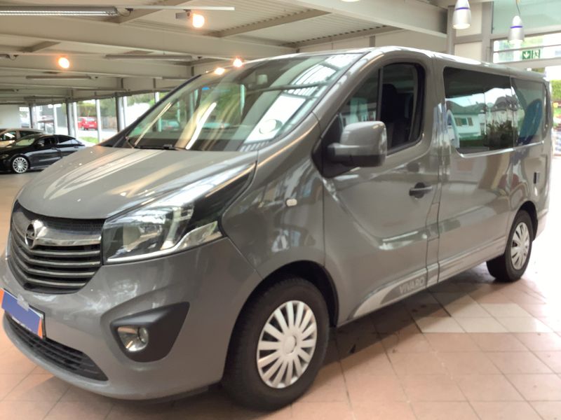 Opel Vivaro 1.6 CDTI Biturbo — 1/8
