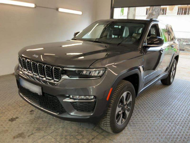 Jeep Grand Cherokee 2.0 4xe Plug-in Hybrid — 1/8