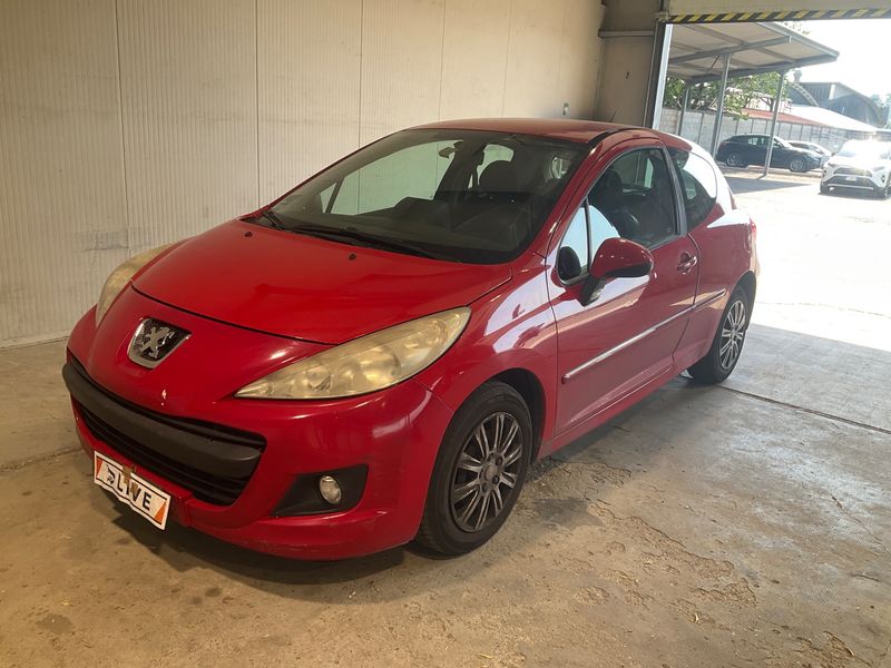 Peugeot 207 1.4 — 1/8