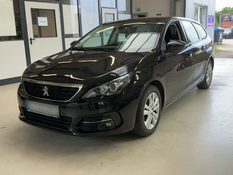 Peugeot 308 1.5 Blue-HDi — 1/8