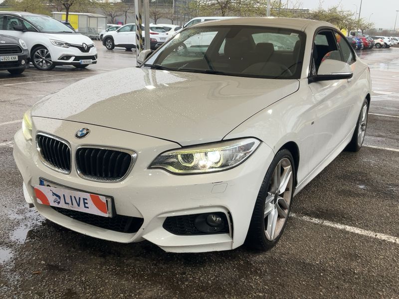 BMW 2er 218d — фото 1
