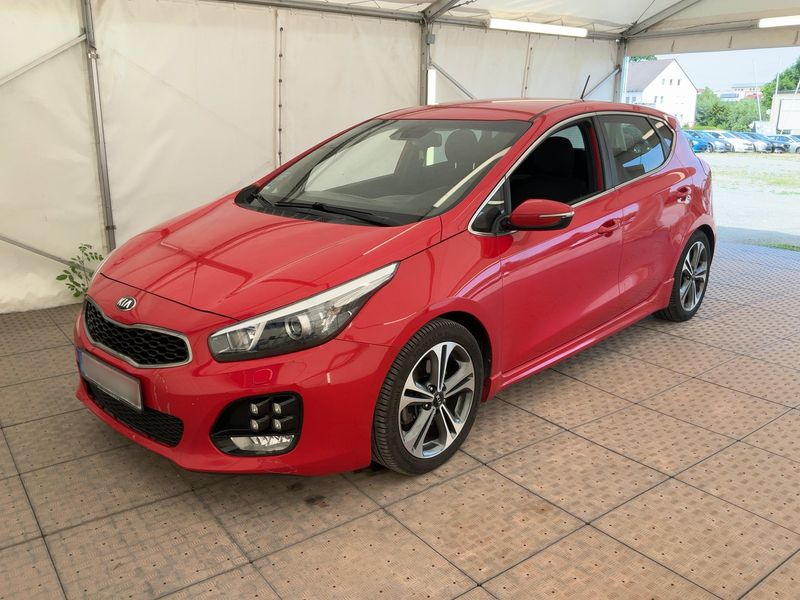Kia cee'd 1.6 CRDi — фото 1