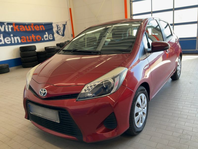 Toyota Yaris 1.5 Hybrid — 1/8