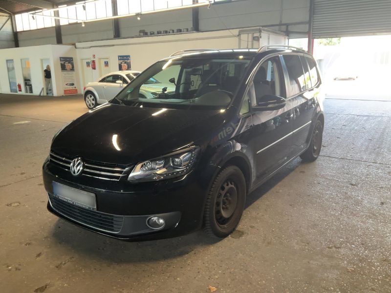 Volkswagen Touran 2.0 TDI — 1/8