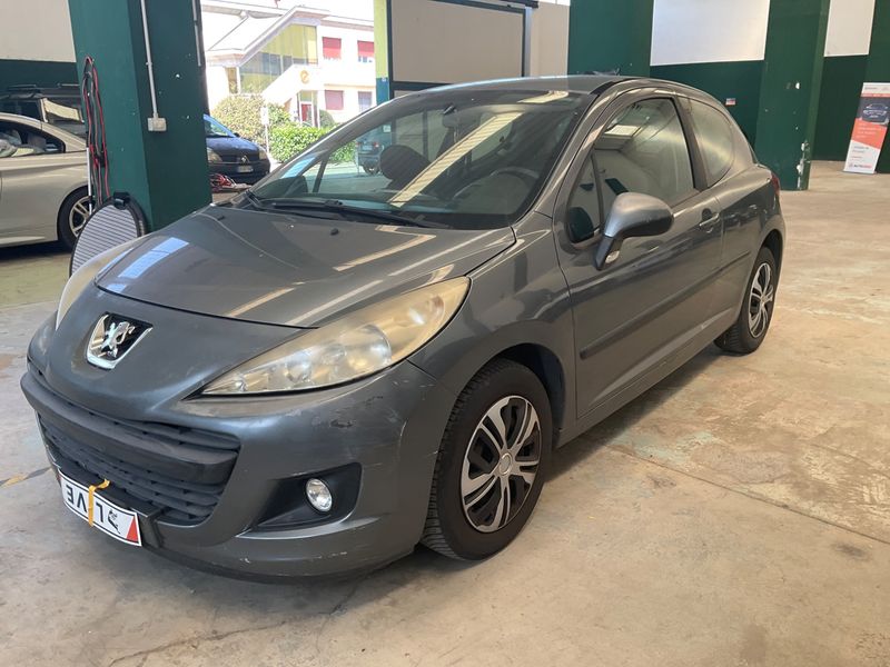 Peugeot 207 1.4 — 1/8