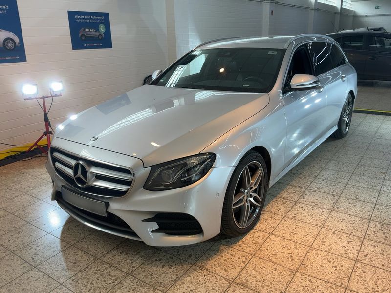 Mercedes-Benz E-Klasse E 220 d — 1/8